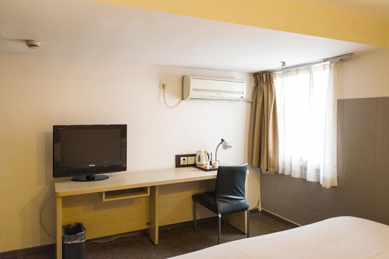 Motel Shanghai Sinan Road Экстерьер фото